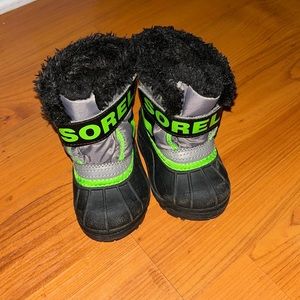 Sorel boots toddler/baby boy size 4